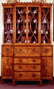 Estante Secretaire, c.1790 (figurado satinwood) de English School